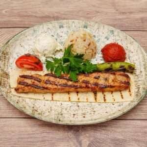 Adana Kebap (leggermente piccante, circa 250 g)